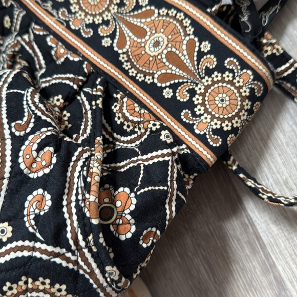 Vera Bradley purse - Picture 4 of 5